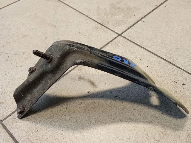 bontott VW SCIROCCO Bal Sárvédő Oldaltartó