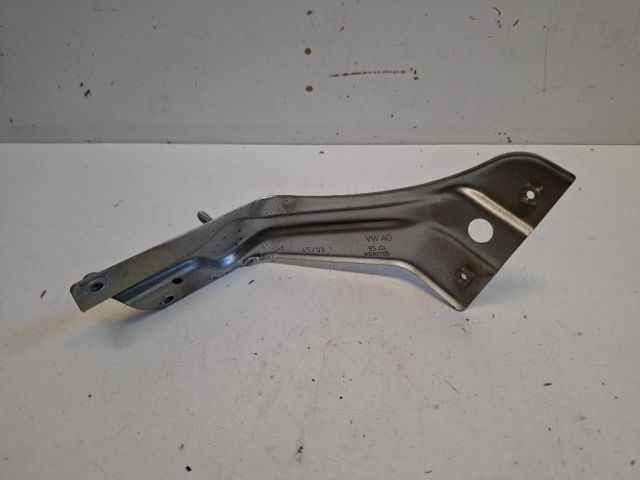 bontott VW SCIROCCO Bal Sárvédő Oldaltartó