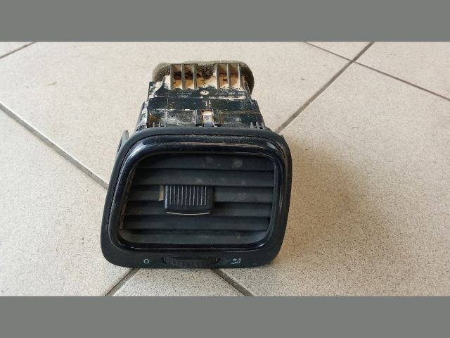 bontott VW SCIROCCO Bal Szellőző