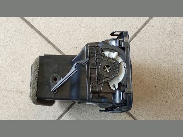 bontott VW SCIROCCO Bal Szellőző