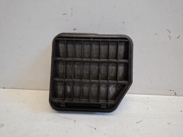 bontott VW SCIROCCO Csomagtér Szellőző Bal