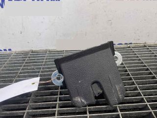 bontott VW SCIROCCO Csomagtérajtó Ütköző