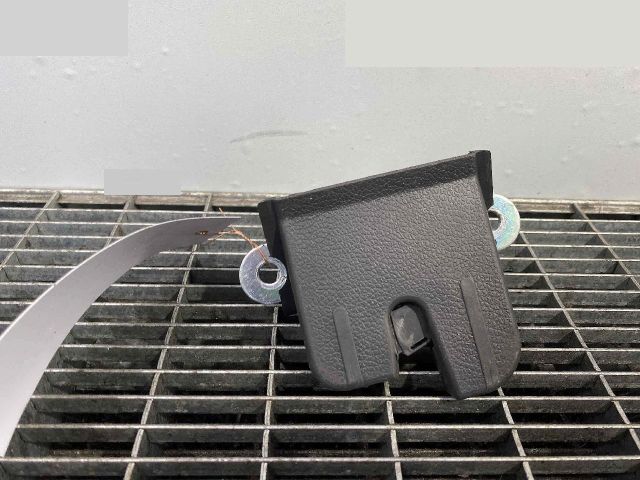 bontott VW SCIROCCO Csomagtérajtó Ütköző