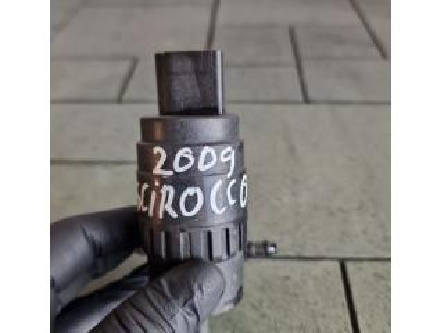 bontott VW SCIROCCO Első Ablakmosó Szivattyú