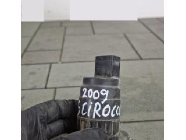 bontott VW SCIROCCO Első Ablakmosó Szivattyú