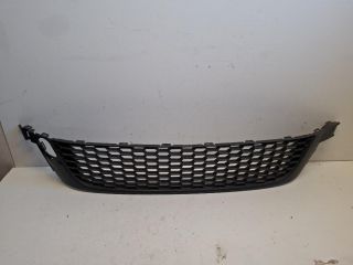 bontott VW SCIROCCO Első Lökhárító Alsó Középső Díszrács