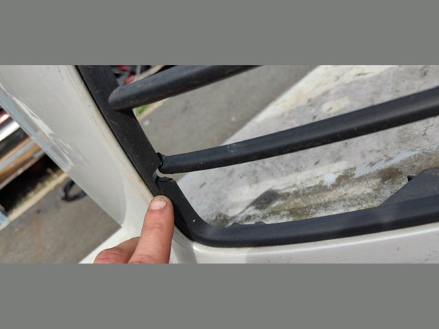 bontott VW SCIROCCO Első Lökhárító (Üresen)