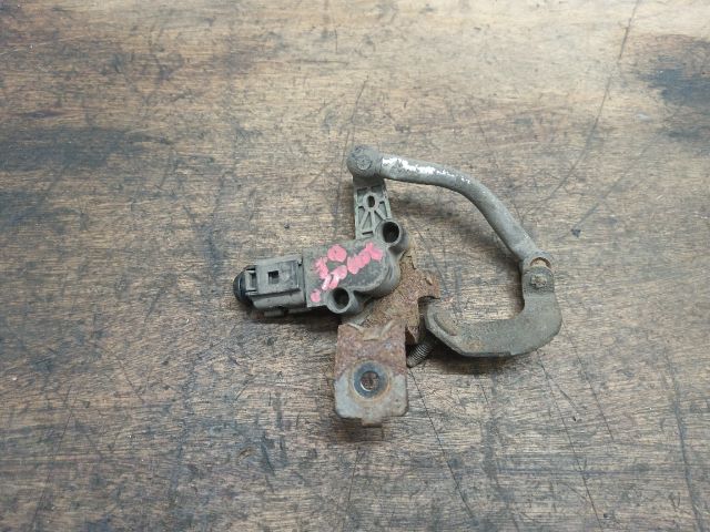 bontott VW SCIROCCO Első Xenon Szintszabályzó Jeladó