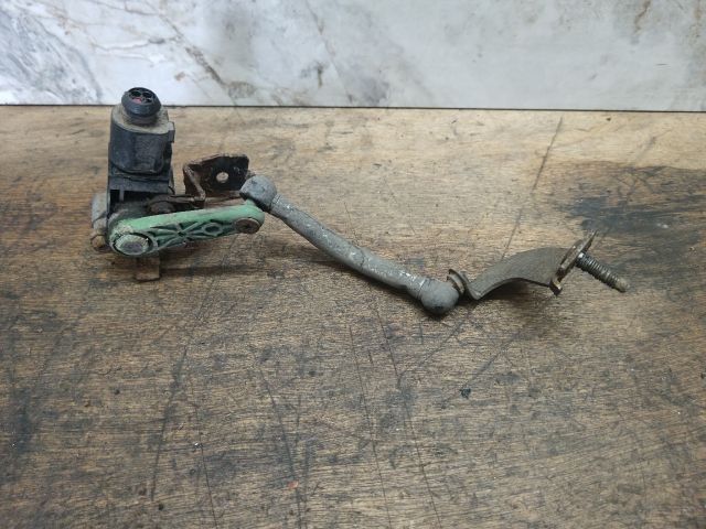 bontott VW SCIROCCO Első Xenon Szintszabályzó Jeladó