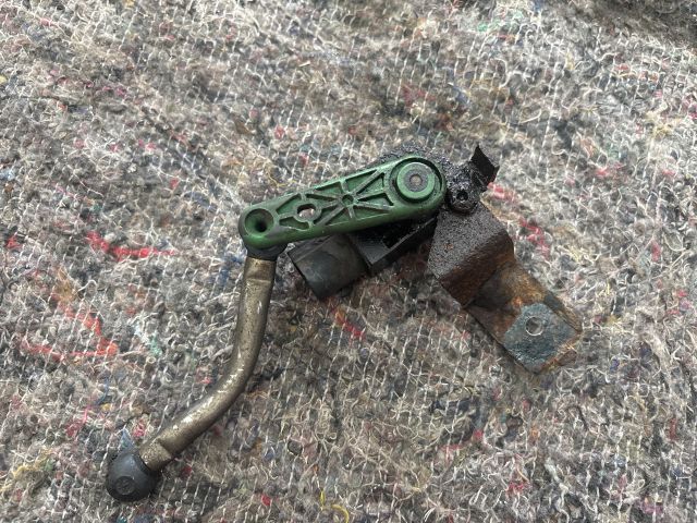 bontott VW SCIROCCO Első Xenon Szintszabályzó Jeladó