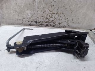 bontott VW SCIROCCO Emelő