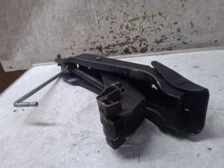 bontott VW SCIROCCO Emelő