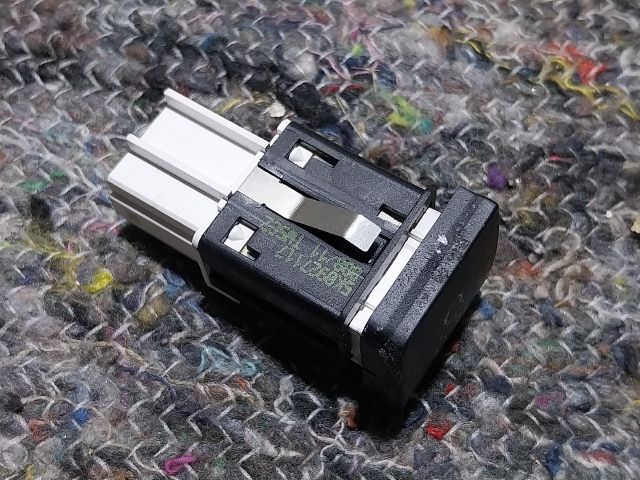 bontott VW SCIROCCO ESP Kapcsoló