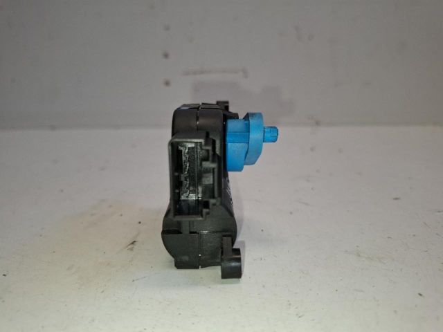 bontott VW SCIROCCO Fűtés Állító Motor