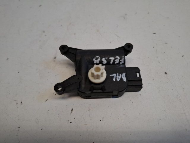 bontott VW SCIROCCO Fűtés Állító Motor