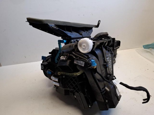 bontott VW SCIROCCO Fűtés Box