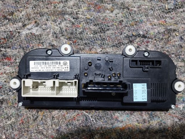 bontott VW SCIROCCO Fűtéskapcsoló (manuális klímás)