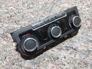 bontott VW SCIROCCO Fűtéskapcsoló (manuális klímás)