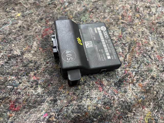 bontott VW SCIROCCO Gateway Elektronika