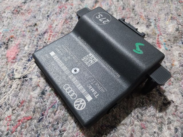 bontott VW SCIROCCO Gateway Elektronika