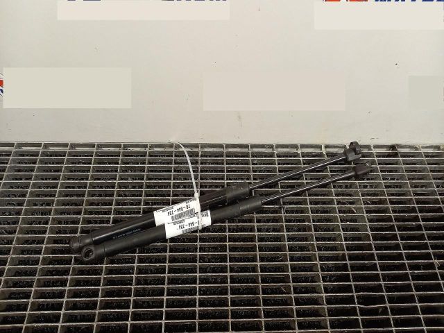 bontott VW SCIROCCO Gázrugós Kitámasztó Teleszkóp Csomagtérajtó (Pozíciófüggetlen)