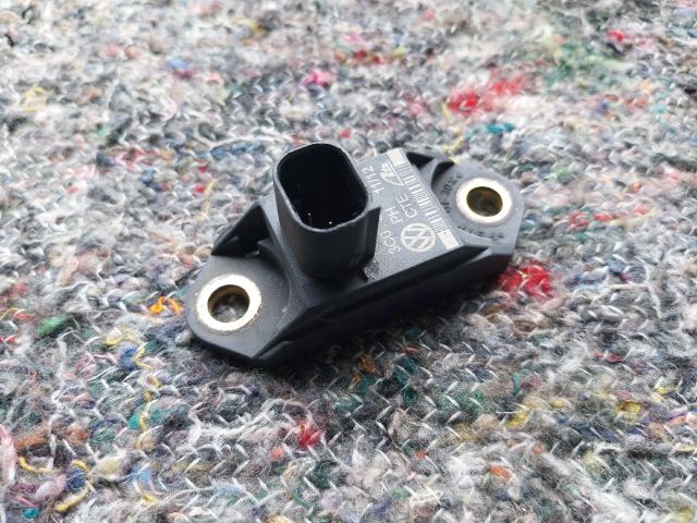 bontott VW SCIROCCO Gyorsulás Jeladó