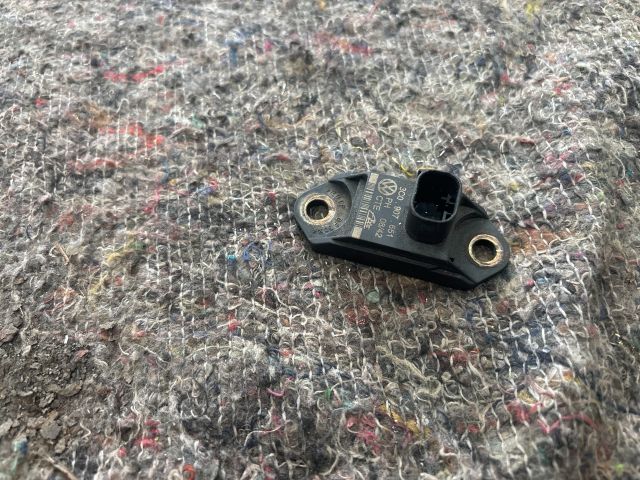 bontott VW SCIROCCO Gyorsulás Jeladó