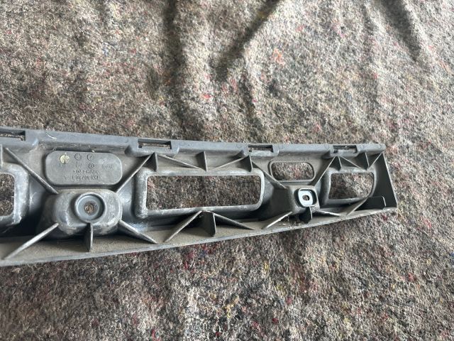 bontott VW SCIROCCO Hátsó középső Lökhárító Tartó (Műanyag)