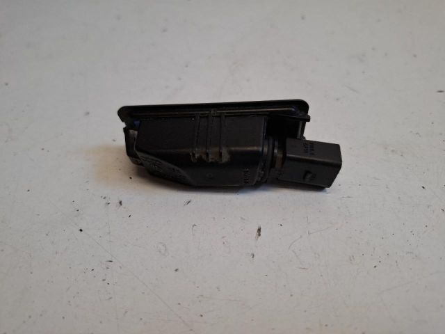 bontott VW SCIROCCO Hátsó Rendszámtábla Világítás