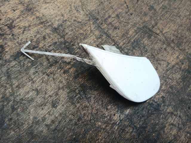 bontott VW SCIROCCO Hátsó Vonószem Burkolat