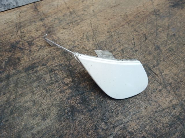 bontott VW SCIROCCO Hátsó Vonószem Burkolat