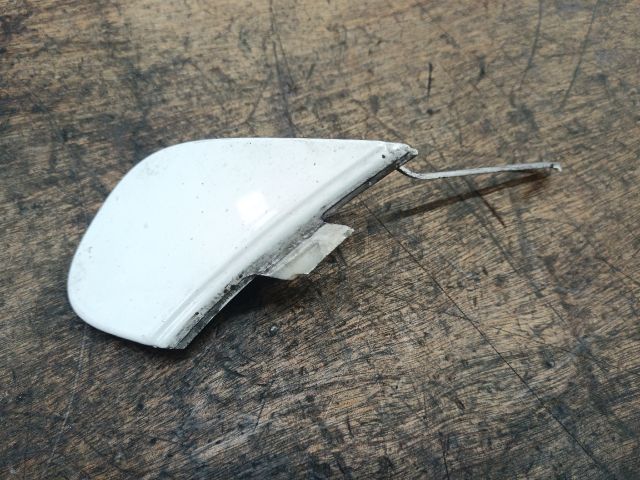 bontott VW SCIROCCO Hátsó Vonószem Burkolat