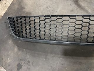 bontott VW SCIROCCO Hűtőrács