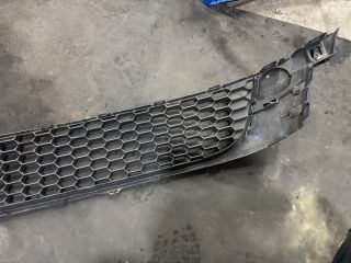 bontott VW SCIROCCO Hűtőrács