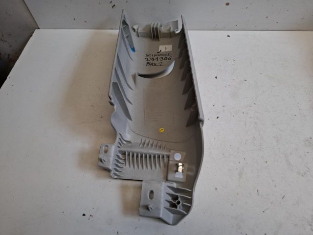 bontott VW SCIROCCO Jobb B Oszlop Burkolat
