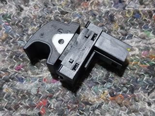 bontott VW SCIROCCO Jobb első Ablakemelő Kapcsoló