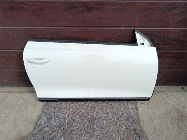 bontott VW SCIROCCO Jobb első Ajtó (Részeivel)