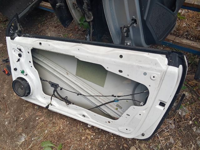 bontott VW SCIROCCO Jobb első Ajtó (Üres lemez)