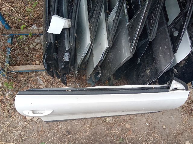 bontott VW SCIROCCO Jobb első Ajtó (Üres lemez)