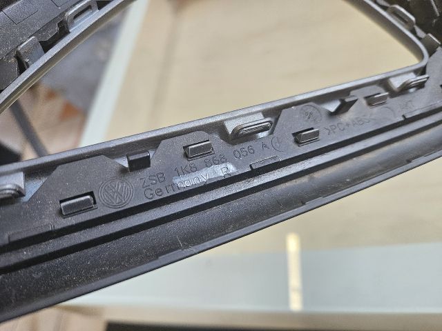 bontott VW SCIROCCO Jobb első Ajtóbehúzó