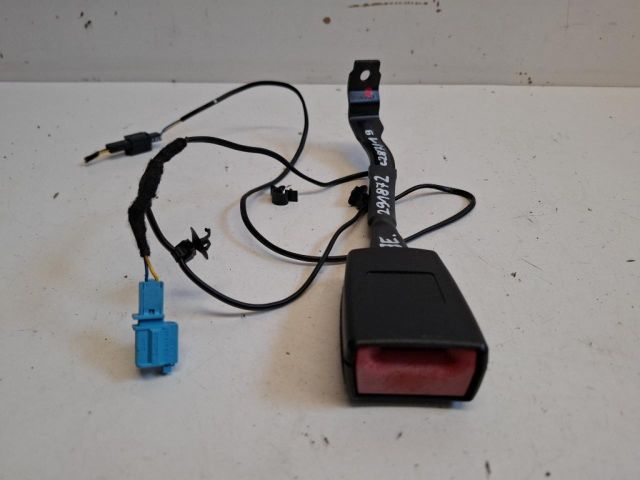 bontott VW SCIROCCO Jobb első Biztonsági Öv Csat