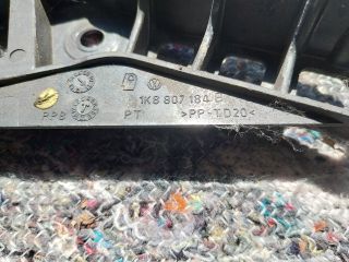 bontott VW SCIROCCO Jobb első Oldal Lökhárító Tartó (Műanyag)