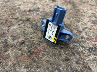 bontott VW SCIROCCO Jobb első Oldal Ütközés Érzékelő