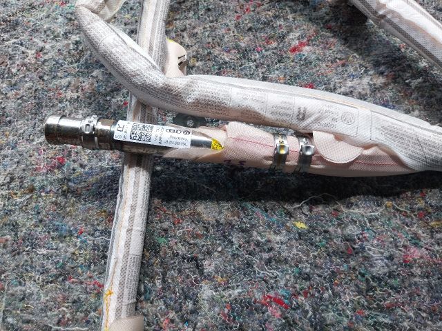 bontott VW SCIROCCO Jobb Függönylégzsák és Oldallégzsák