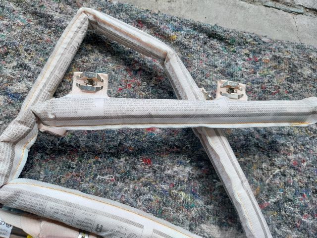 bontott VW SCIROCCO Jobb Függönylégzsák és Oldallégzsák