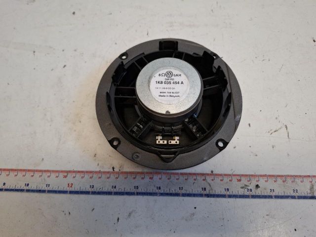 bontott VW SCIROCCO Jobb hátsó Hangszóró
