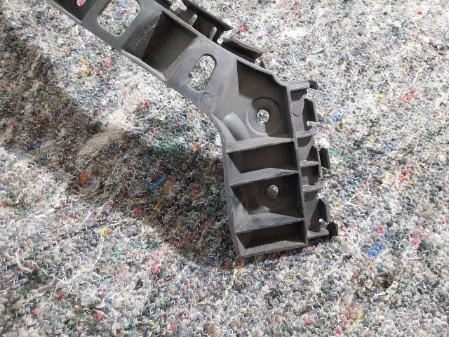 bontott VW SCIROCCO Jobb hátsó Oldal Lökhárító Tartó (Műanyag)