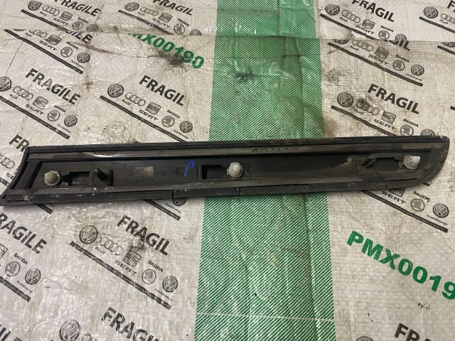 bontott VW SCIROCCO Jobb hátsó Sárvédő Díszléc