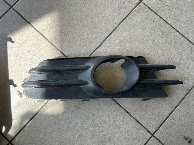 bontott VW SCIROCCO Jobb Ködlámpa Rács