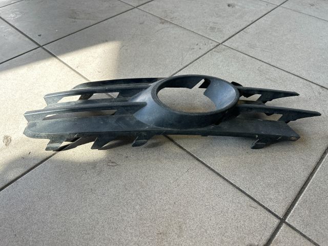 bontott VW SCIROCCO Jobb Ködlámpa Rács